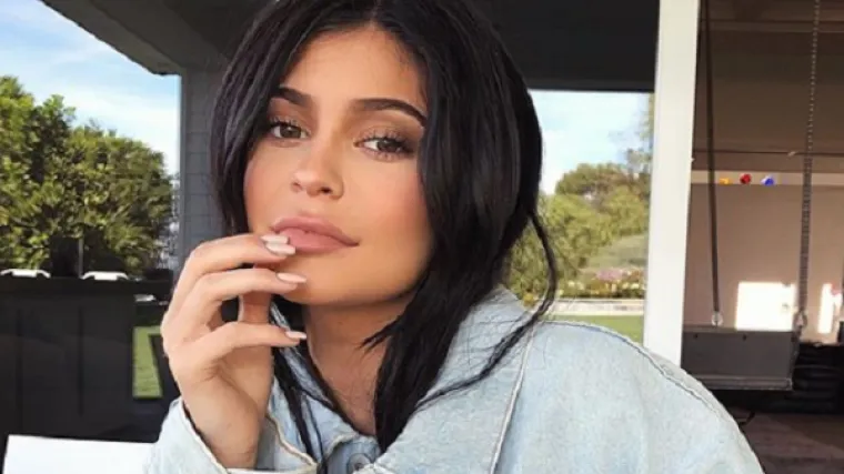 Kylie Jenner jednim tvitom sru&scaron;ila vrijednost Snapchata za 1,7 milijarda dolara