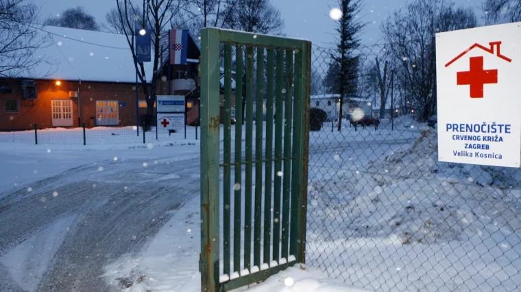 Hrvatski Crveni križ osigurao kape, rukavice i &scaron;alove za beskućnike