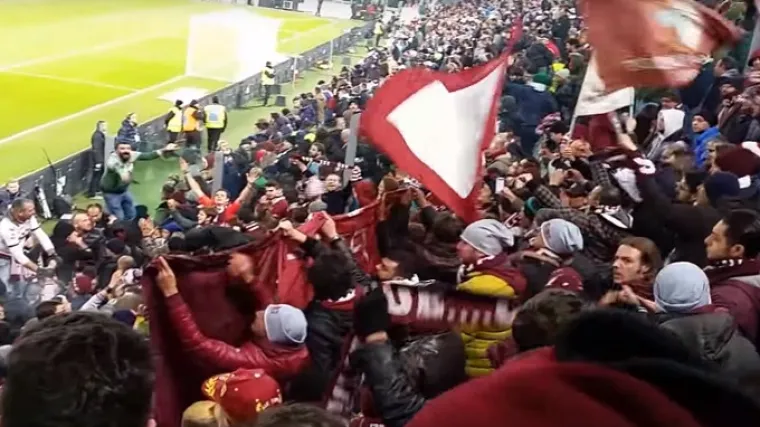 Dimne bombe i vrijeđanja njihov su način ohrabrivanja momčadi