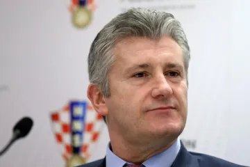 U HNS-U KAŽU DA NEMA SUKOBA: 'Šuker je čovjek svjetskih razmjera i dobronamjeran predsjednik. Nema šanse da odstupi'