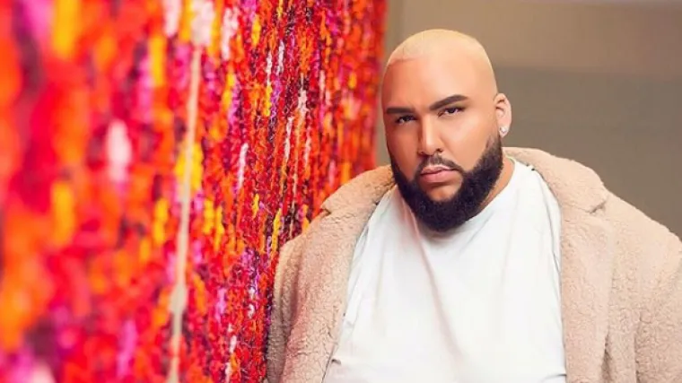 Mu&scaron;ki plus size model potpuno kr&scaron;i stereotipe u mu&scaron;kom modnom svijetu i jako mu dobro ide