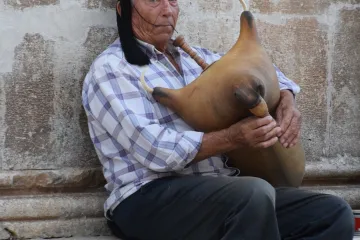 Diple instrument - tradicionalno balkansko glazbalo