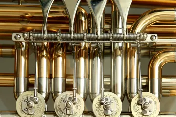 Trombon instrument - najstariji puhački instrument