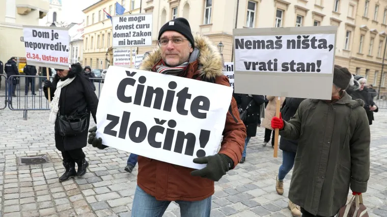 'Ovo je velika prijevara, država očito pogoduje kapitalu'