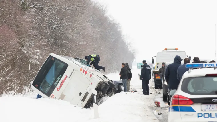 Detalji stravične nesreće u Slavoniji: život su izgubile tri osobe, a nitko na cesti se nije zaustavio i  pružio pomoć