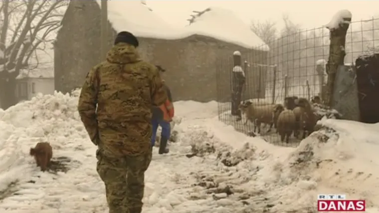 Vojska se probija do posljednjih zametenih: 'Tjedan dana smo bili izolirani, spas je stigao u zadnji čas'