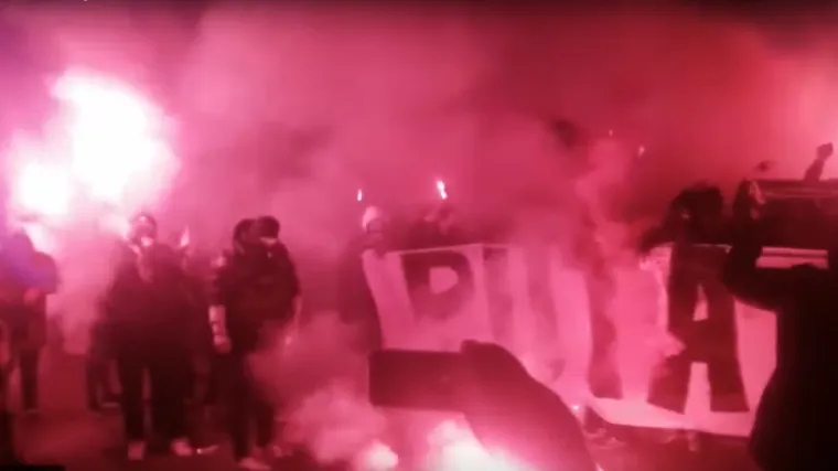 Navijači PSG-a napravili kaos uoči utakmice godine na Parku prinčeva