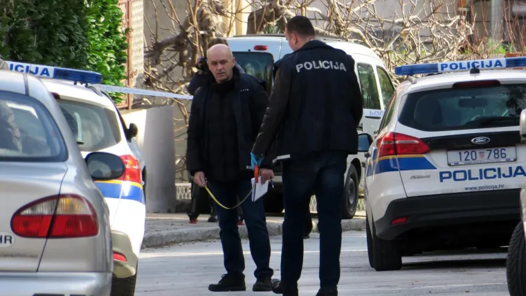 U SPLITU: U hodniku zgrade mu&scaron;karac se raznio bombom, susjedi u &scaron;oku: 'Jučer smo ga vidjeli veselog'