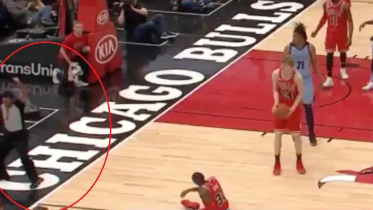 Dosudio prekr&scaron;aj pa pokazao kako miče kukovima