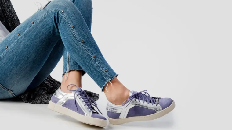 Proljetni modni zicer - tenisice koje će jednako dobro pristajati uz haljine ili traperice