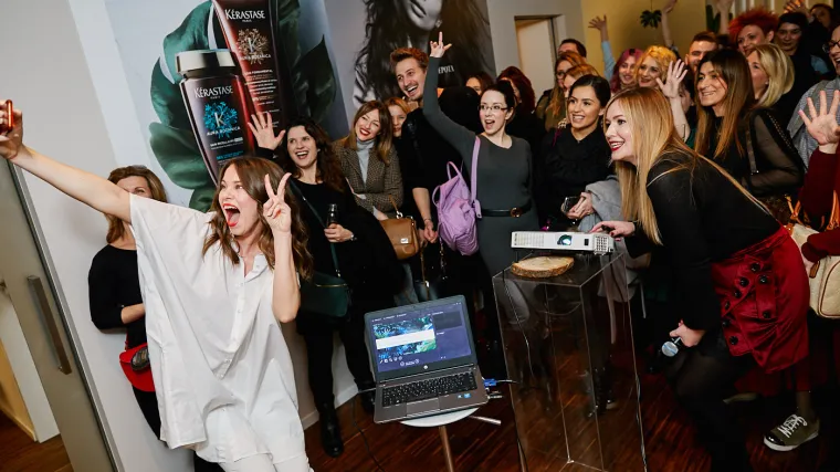 Na predstavljanju nove K&eacute;rastase Aura Botanica linije za prirodnu njegu kose bile su i brojne poznate cure