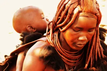 Afričko pleme Himba fascinantno je po mnogočemu, a posebno po ovom običaju s pjesmama njihove djece