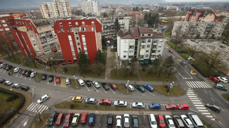 Zapre&scaron;ićani protiv uvođenja naplate parkinga: krenuli skupljati potpise za referendum