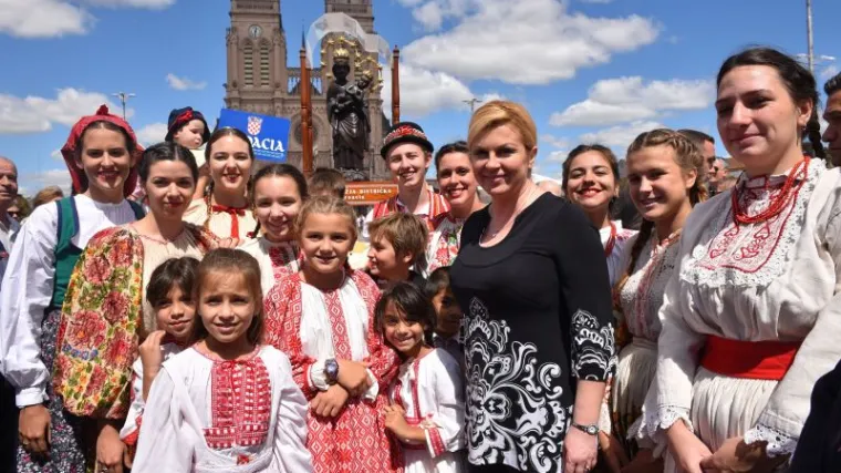 Mesić i Josipović ih nisu posjećivali: Hrvati u Argentini ne zaboravljaju korijene, a 'dali' su i ministra