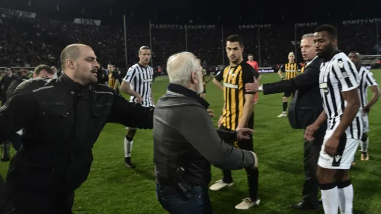 Drastične mjere nakon ludih događanja na derbiju i prijetnji sucu