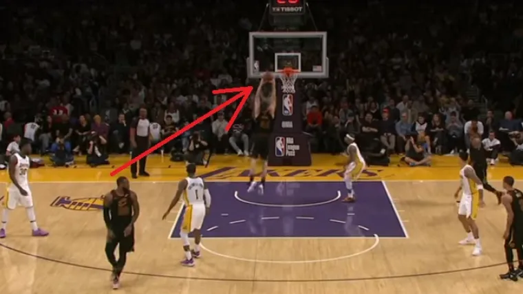 Vrhunska partija hrvatskog centra, a akcija koju su izveli on i LeBron je ne&scaron;to &scaron;to nećete moći prestati gledati