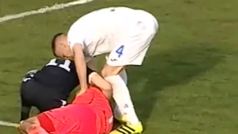 Nogometa&scaron; Zrinjskog spa&scaron;avao život golmanu nakon te&scaron;kog sudara