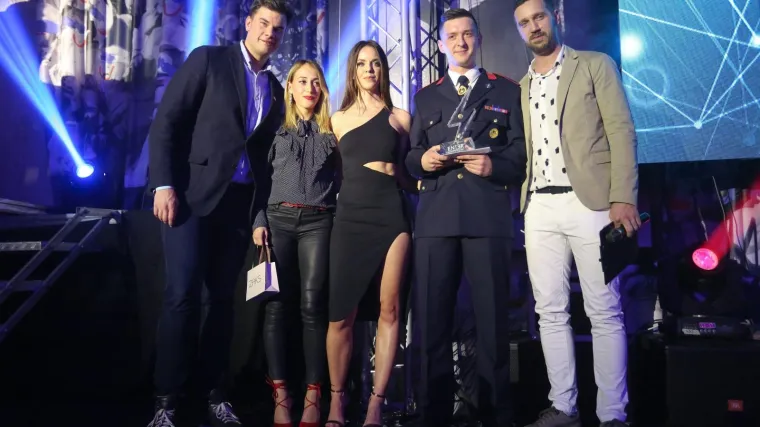 Mladi vatrogasac zasluženo osvojio Enter People nagradu godine