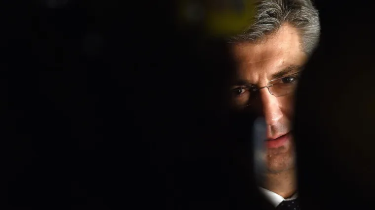 'Neka malo smire loptu...'