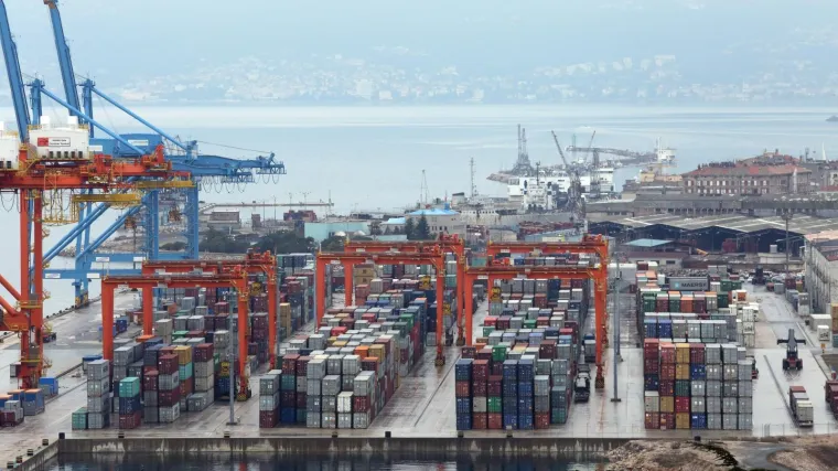 Hrvatska bi mogla profitirati odlaskom Cerara: dodatan dio tereta mogao bi se preusmjeriti u riječku luku