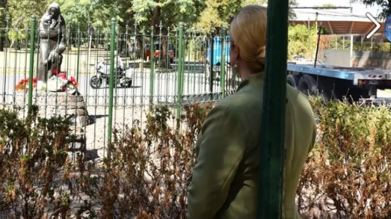 'Izravno ću novčano pomoći stradalima u poplavama': predsjednica se javila s Trga RH u Argentini