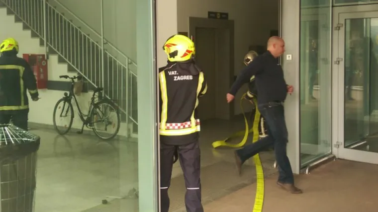 'Vatrogasci su nas sve žurno evakuirali'