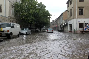 'Rekli su nam da tu nismo trebali ni graditi'