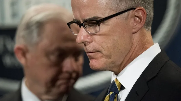 'Žrtva sam rata koji njegova administracija vodi s FBI-jem'