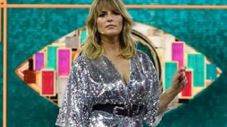 Kako se vama sviđa Antonijina sinoćnja haljina?