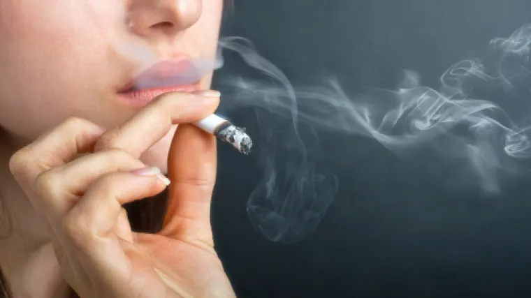 Pu&scaron;enje povezano s većim rizikom od gubitka sluha: svaka cigareta mu &scaron;teti