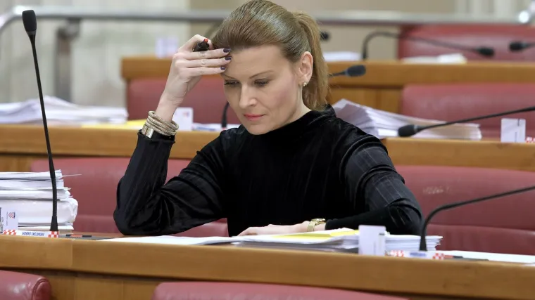 SDP-ovka SE INATI SVOME ŠEFU: 'Glasovat ću za Istanbulsku konvenciju pa kome pravo, kome krivo'