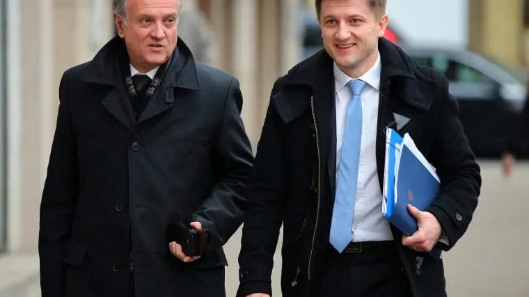 Konačno spas za 325.000 blokiranih? Vlada priprema set mjera za ovr&scaron;ene