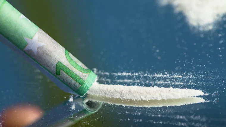 Jedna od deset osoba na prstima ima tragove heroina ili kokaina, čak i ako ih nikada nije konzumirala