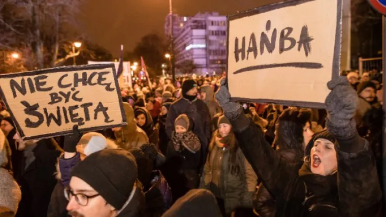 Novim zakonom pobačaj u toj zemlji bio bi dozvoljen samo u dva slučaja