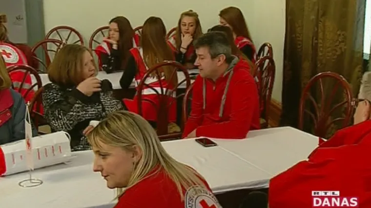 Hrvatskoj Kostajnici stigao dio pomoći: upitno hoće li se država odreći svog dijela kolača od donacija