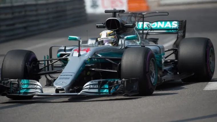 Hamiltonu najbolja startna pozicija u Australiji, Ferarriji odmah iz njega