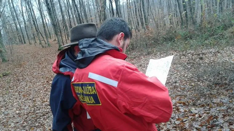 Jo&scaron; jedna potraga: dječak (13) pao u rijeku Unu, za njim traga 21 pripadnik HGSS-a i tri ronioca