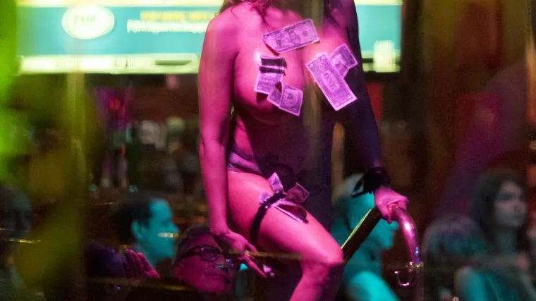 Stormy Daniels tvrdi da su joj prijetili zbog Trumpa: 'Čovjek mi je pri&scaron;ao i rekao: 'Zaboravi tu priču'