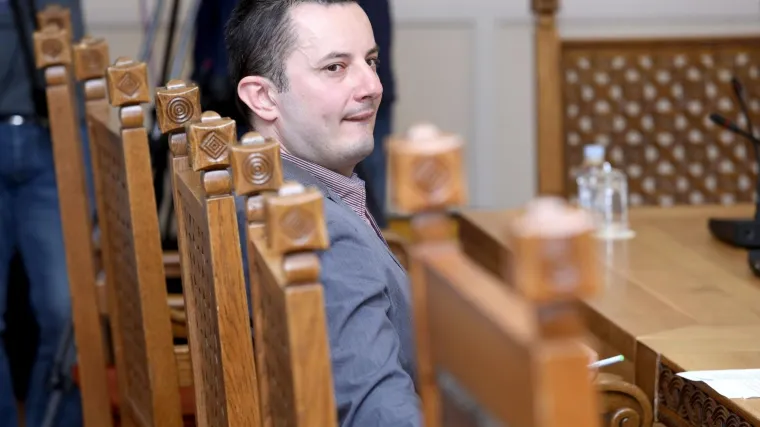 'Nek mu je Bog na pomoći'