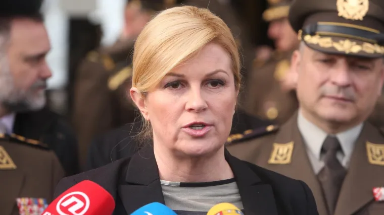 Bilo je poku&scaron;aja raznih lobija vezano za nabavu borbenih aviona