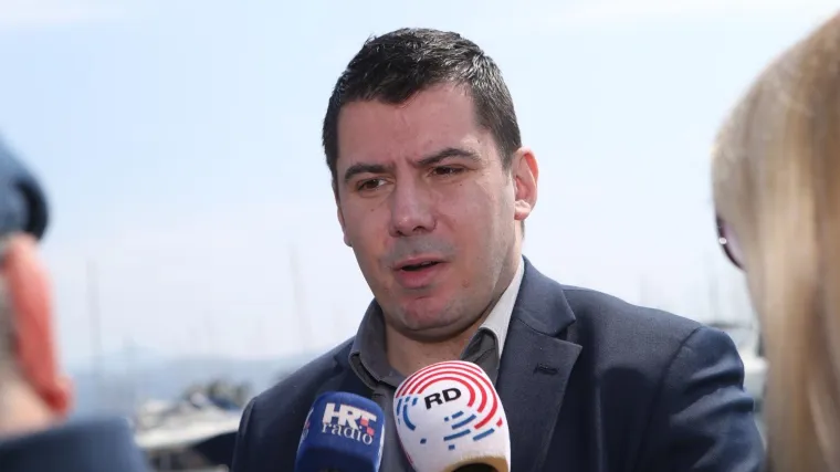 'Moja gre&scaron;ka jedna je od glavnih vijesti dana, ispričavam se'