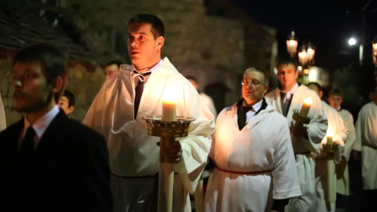 Tradicija od 500 godina: pogledajte fotografije sa svjetski poznate procesije na Hvaru