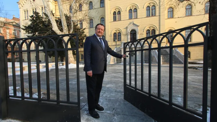 Pokrenut proračunski nadzor nad Sveučili&scaron;tem u Zagrebu: unosili neodobrene promjene plaća bez suglasnosti MZO-a