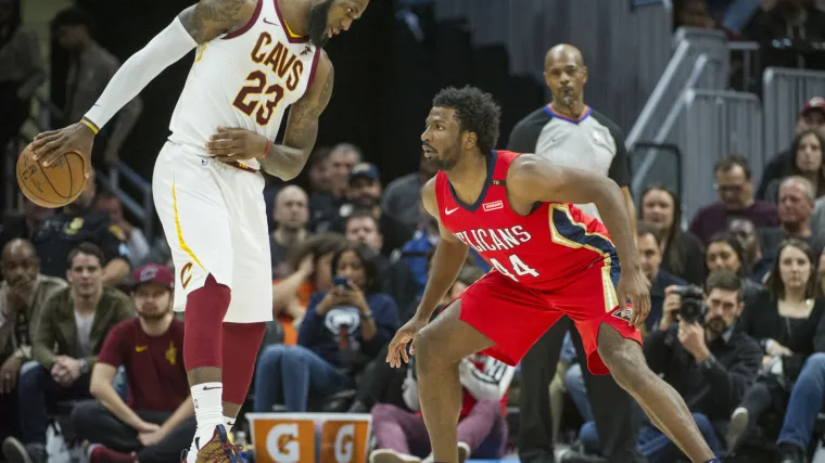 LeBron James sru&scaron;io Jordanov rekord, &Scaron;arićevi 76ersi produljili seriju na devet pobjeda