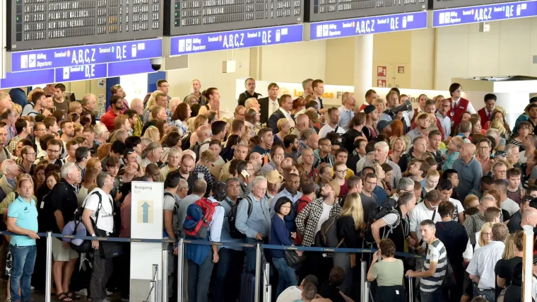 Nova pravila za američku vizu: potrebno navesti identitete na dru&scaron;tvenim mrežama i kontakte