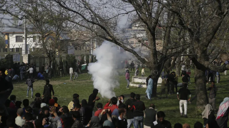 Dvadeset mrtvih u sukobima vojske i pobunjenika u Ka&scaron;miru