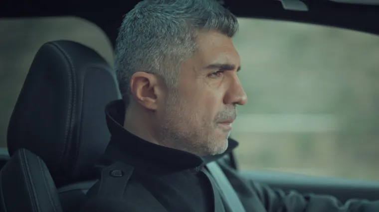 Faruk i Sureja saznaju s kim se Begum viđa (Istanbulska nevjesta)