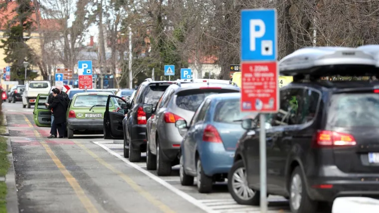 Grad potvrdio najavu o poskupljenju parkinga, &scaron;ire se sve zone, a Jelkovec i Male&scaron;nica postaju peta zona