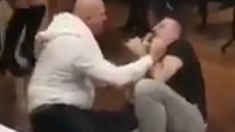 'Sviraj, je*em ti majku!'