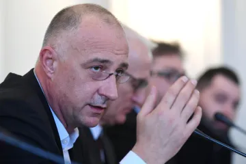 'Naš stav je jasan. Vjera se uči u vjerskim zajednicama, ne u školama'